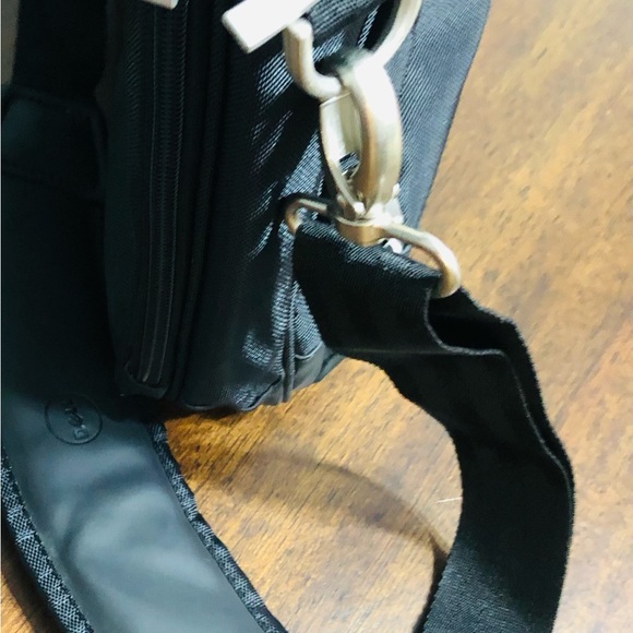 Dell shoulder hand laptop bag multiple compartment pockets black 14”X18” - Picture 10 of 15